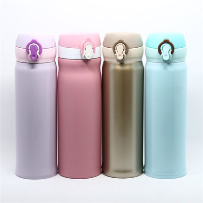 Bouteille d'eau facilement ouvrable 304 18/8 solides solubles d'acier inoxydable de la conception 500ml matériel