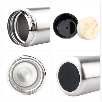 Le vide original a isolé le pot de nourriture, double logo de gamelle isolé de mur par vide imprimé