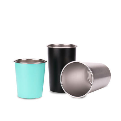 Le ménage a isolé des bouteilles d'eau, tasses faites sur commande de pinte d'acier inoxydable 500/650ml